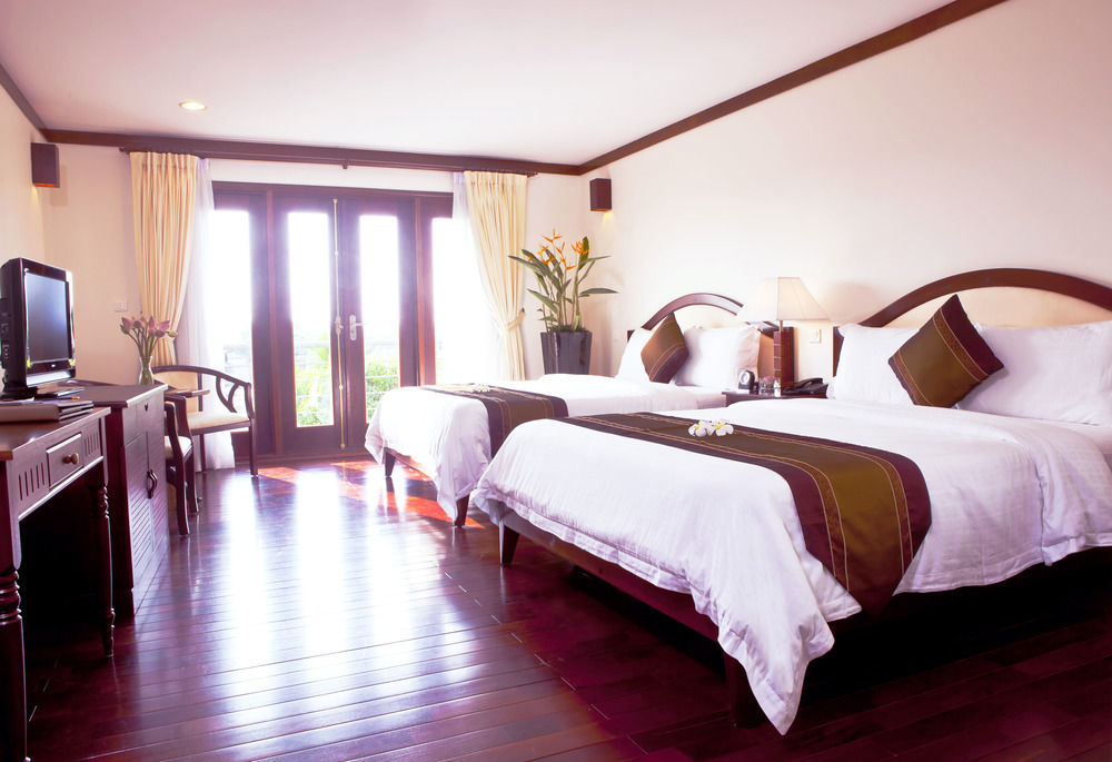 Paradise Angkor Villa Hotel Siem Reap Bagian luar foto
